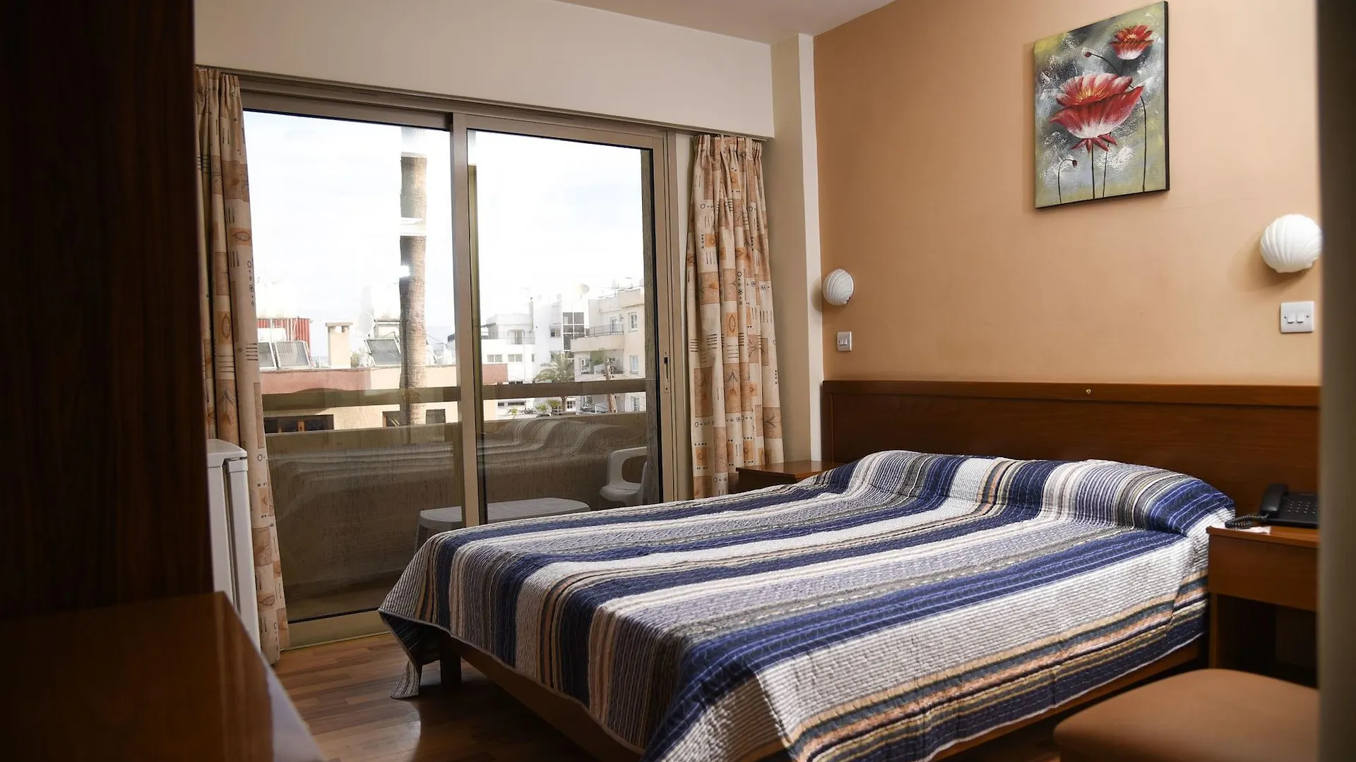 **  Elysso Hotel Lárnaka Ciprus
