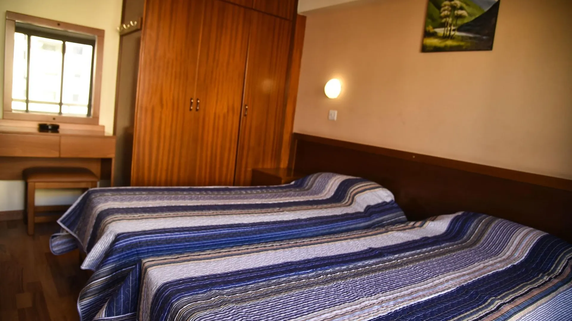 Elysso Hotel Larnaca 2*,  Cypern