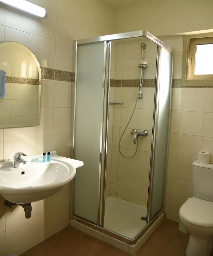 Elysso Hotel Lárnaka 2*,  Ciprus