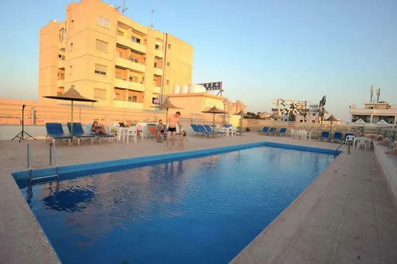 Elysso Hotel Lárnaka 2*,